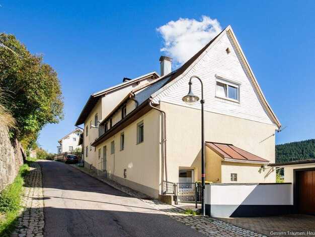 Wohnung zum Kauf 210.000 € 6 Zimmer 133,2 m² Neustadt Titisee-Neustadt 79822