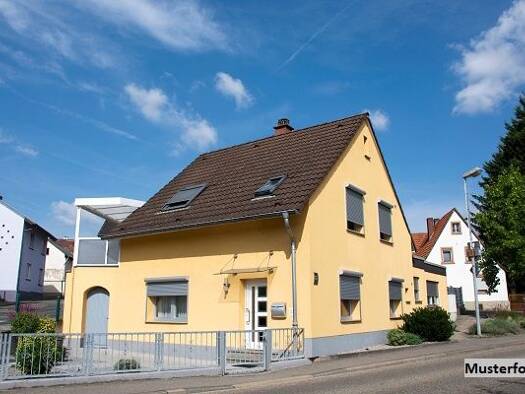 Einfamilienhaus zum Kauf 191.000 € 2 Zimmer 104 m² 883 m² Grundstück Landstraße Hainburg an der Donau 2410