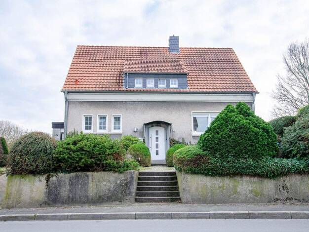 Einfamilienhaus zum Kauf 349.000 € 7 Zimmer 133 m² 306 m² Grundstück Holzwickede 59439