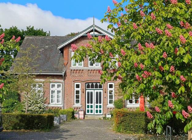 Einfamilienhaus zum Kauf provisionsfrei 438.000 € 8 Zimmer 236 m² 1.526 m² Grundstück Uhrendorf 1 Beidenfleth 25573
