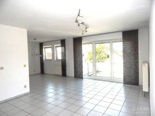 Wohnung zum Kauf 278.000 € 4,5 Zimmer 101 m² 1. Geschoss Iggingen Iggingen 73574