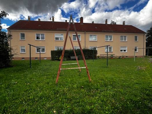 Wohnung zum Kauf 75.000 € 3 Zimmer 67 m² EG Bad Dürrenberg Bad Dürrenberg 06231