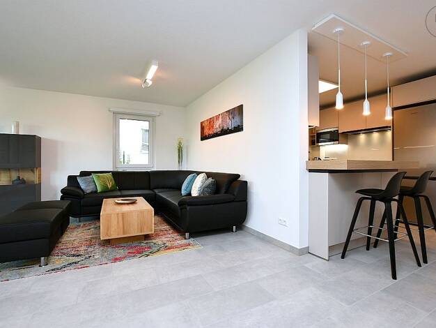 Wohnung zur Miete Wohnen auf Zeit 2.370 € 4 Zimmer 106 m² frei ab sofort Esslingen 73733