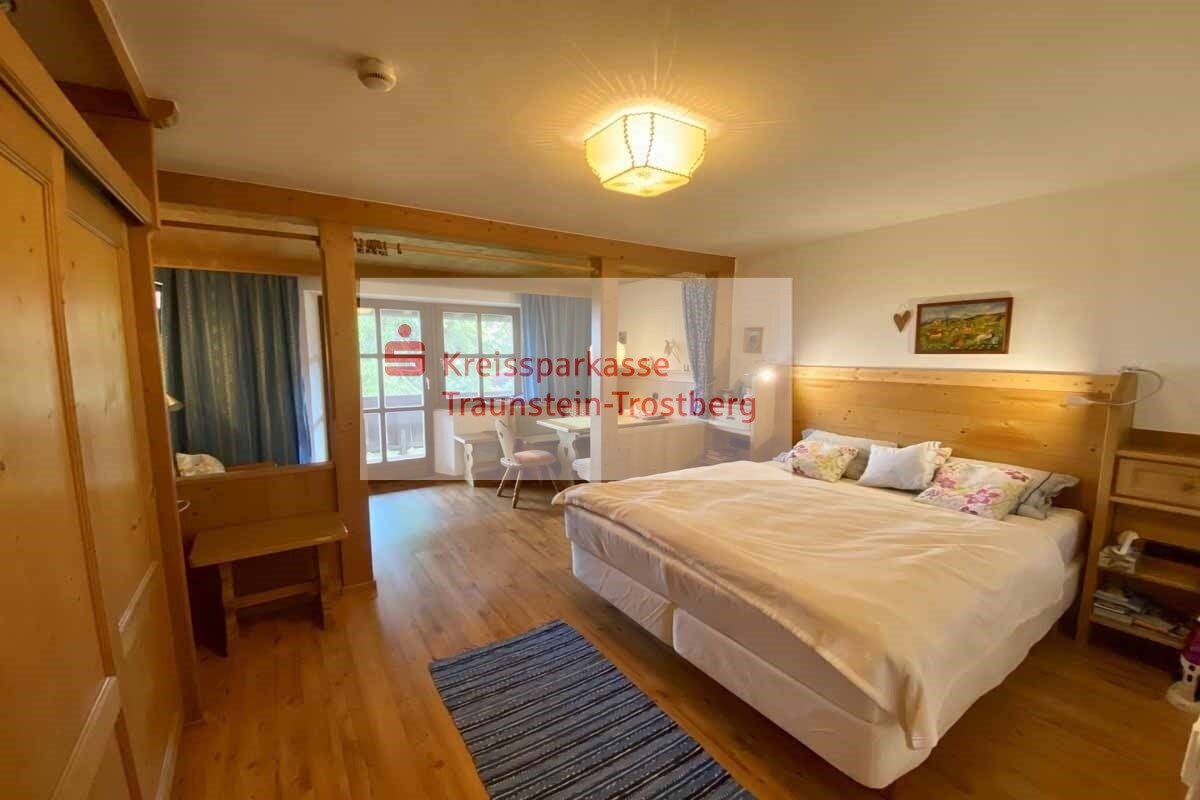 Wohnung zum Kauf 180.000 € 1 Zimmer 35 m²<br/>Wohnfläche Bernhaupten Bergen 83346