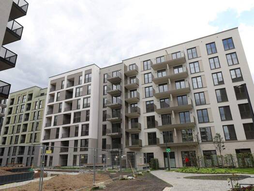 Wohnung zur Miete 1.001 € 4 Zimmer 87 m² 3. Geschoss frei ab 01.04.2026 Karoline-Veith-Straße 19 Bockenheim Frankfurt am Main 60486