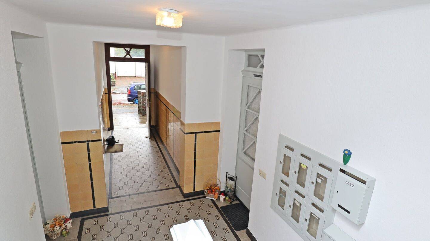 Immobilie in Ratingen - Charmantes und vermietetes Mehrfamilienhaus mit 7 Wohneinheiten in Ratingen-Mitte - Bild 3