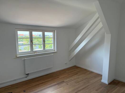 Wohnung zur Miete 1.750 € 3 Zimmer 66 m² Geschoss 4/5 frei ab sofort Kreuzberg Berlin 12163