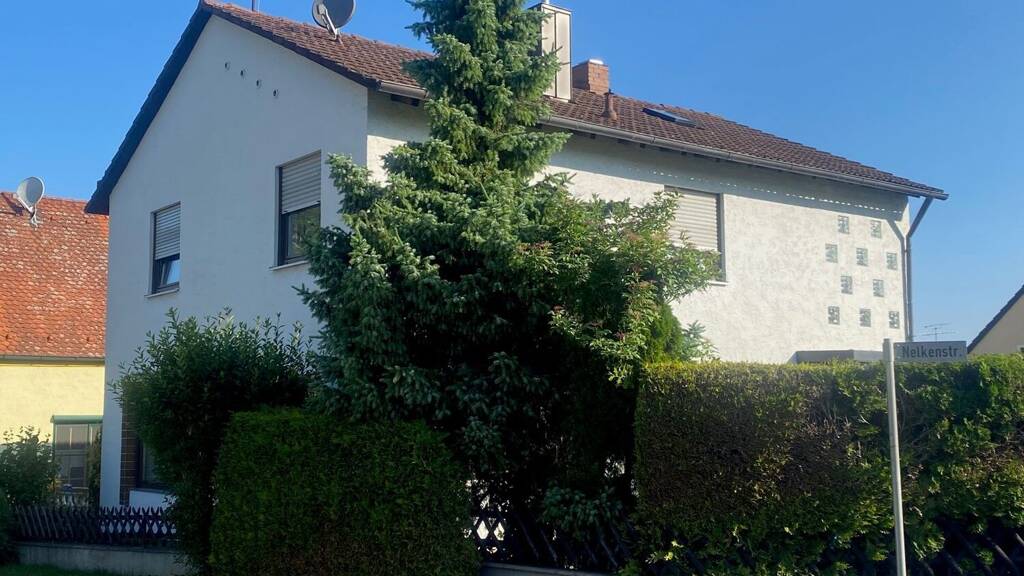 Einfamilienhaus zum Kauf 439.000 € 4 Zimmer 132,2 m² 348 m² Grundstück Saal Saal an der Donau 93342