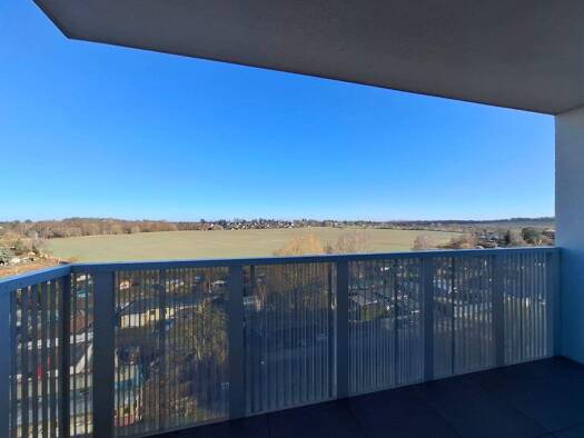 Wohnung zur Miete 1.055 € 3 Zimmer 66,8 m² 7. Geschoss frei ab 16.03.2026 Finsterwalder Straße 102A Märkisches Viertel Berlin 13435