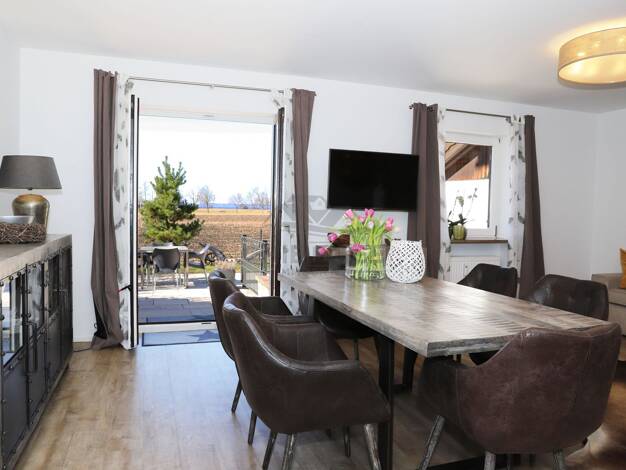 Wohnung zur Miete 1.600 € 3 Zimmer 90 m² Frauenbachstraße 10 Chieming Chieming 83339