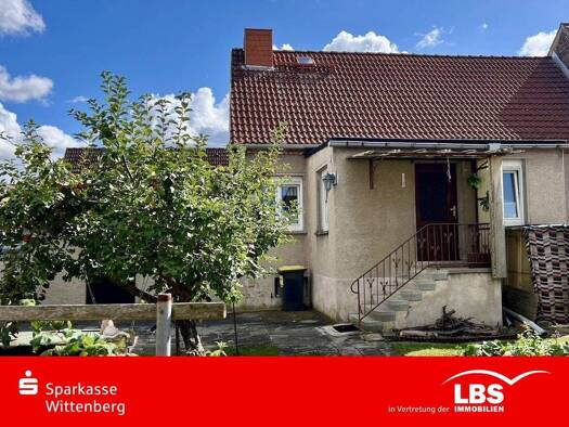 Doppelhaushälfte zum Kauf 49.000 € 3 Zimmer 60,9 m² 424 m² Grundstück frei ab sofort Schleesen Kemberg 06901