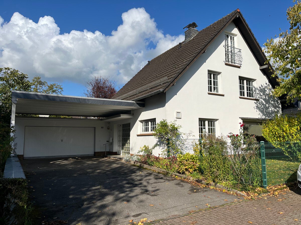 Einfamilienhaus zum Kauf 399.000 € 4 Zimmer 132 m²<br/>Wohnfläche 418 m²<br/>Grundstück Heidkamp Bergisch Gladbach 51469