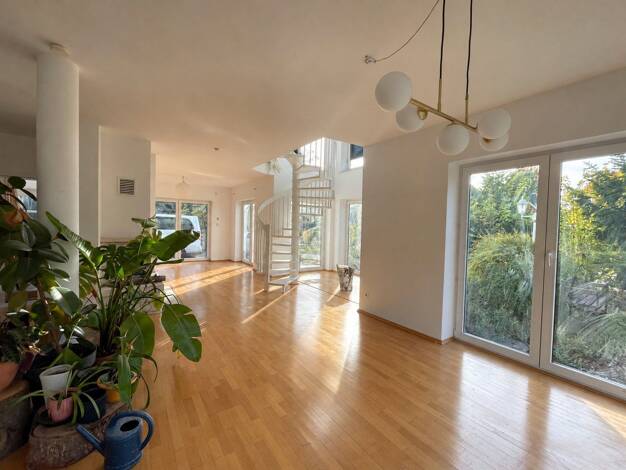 Mehrfamilienhaus zum Kauf provisionsfrei 1.200.000 € 6 Zimmer 320 m² 675 m² Grundstück Mahlower Weg 29 Kleinbeeren Großbeeren 14979