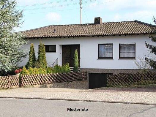 Einfamilienhaus zum Kauf 90.000 € 5 Zimmer 150 m² 595 m² Grundstück Isert 57612