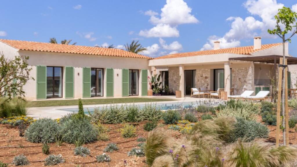 Landhaus zum Kauf 2.700.000 € 3 Zimmer 270 m² 16.360 m² Grundstück Campos 07639