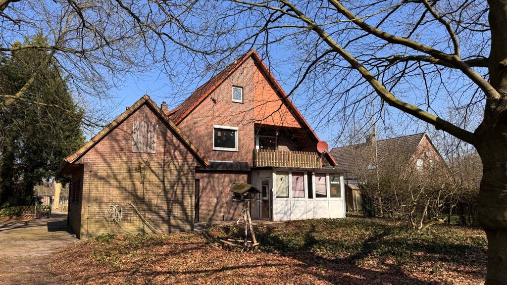 Einfamilienhaus zum Kauf 300.000 € 6 Zimmer 189 m² 4.369 m² Grundstück Moorweg 12 Westerholt Wardenburg / Achternmeer 26203