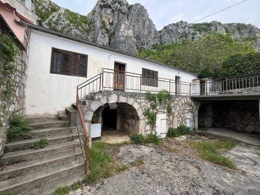 Haus zum Kauf 90.000 € 4 Zimmer 200 m² Grizane-Belgrad, Vinodolska Opcina Vinodolska opcina