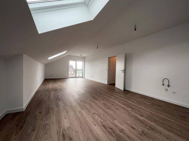 Wohnung zur Miete 890 € 4 Zimmer 97 m² 1. Geschoss Kornblumenring Uchte 31600
