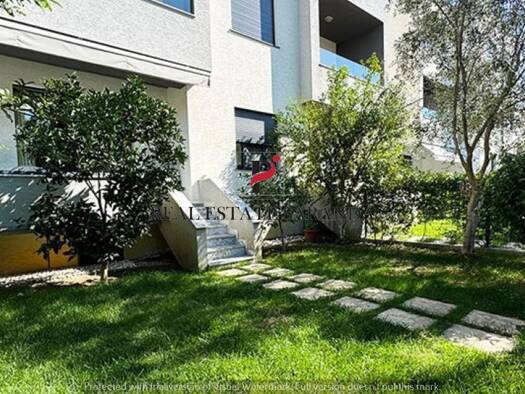 Studio zum Kauf 280.000 € 2 Zimmer 72 m² Gjiri i Lalzit