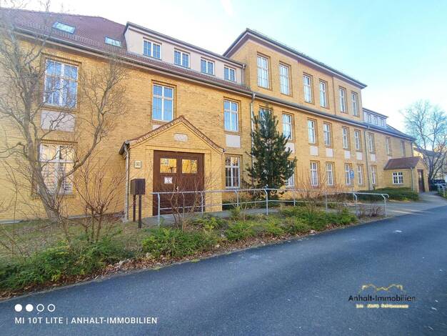 Wohnung zur Miete 350 € 2 Zimmer 49,7 m² 1. Geschoss frei ab sofort Am alten Schulhof 3 Wolfen Bitterfeld-Wolfen 06766