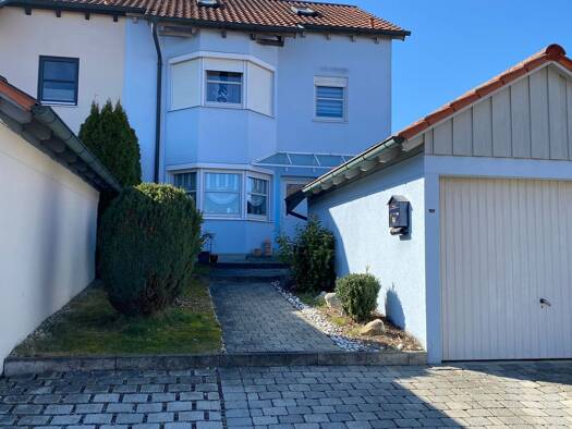 Reihenendhaus zum Kauf provisionsfrei 399.000 € 7 Zimmer 114,3 m² 535,5 m² Grundstück Josef-Feldschmidt-Straße 19 Pfaffenberg Mallersdorf-Pfaffenberg 84066