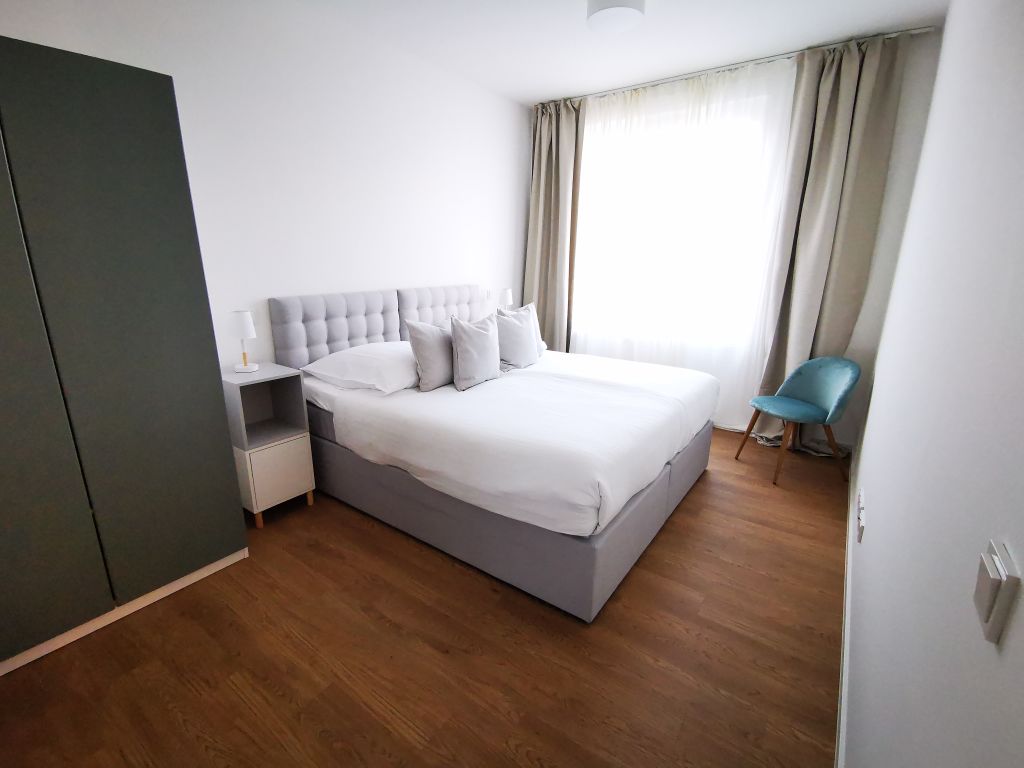 Wohnung zur Miete Wohnen auf Zeit 2.568 € 3 Zimmer 70 m²<br/>Wohnfläche 22.10.2024<br/>Verfügbarkeit Helene-Jacobs-Straße Schmargendorf Berlin 14199