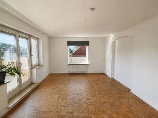 Wohnung zur Miete 1.260 € 3 Zimmer 121 m² Geschoss 5/6 frei ab 15.10.2026 Sieboldstraße 1 a Sanderau Würzburg 97072