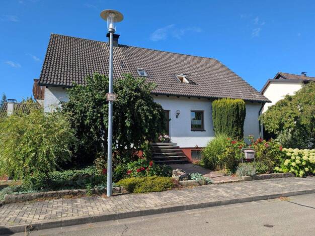 Mehrfamilienhaus zum Kauf 486.000 € 9 Zimmer 240 m² 917 m² Grundstück Megesheim 86750