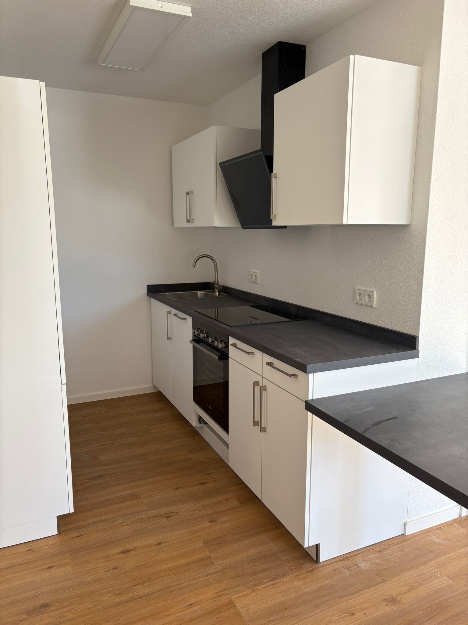 Studio zur Miete 500 € 1 Zimmer 37,4 m²<br/>Wohnfläche EG<br/>Geschoss ab sofort<br/>Verfügbarkeit Horgen Zimmern ob Rottweil 78658