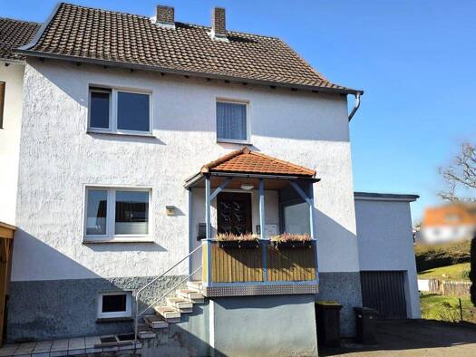 Doppelhaushälfte zum Kauf 149.000 € 6,5 Zimmer 175 m² 431 m² Grundstück Ungedanken Fritzlar / Ungedanken 34560