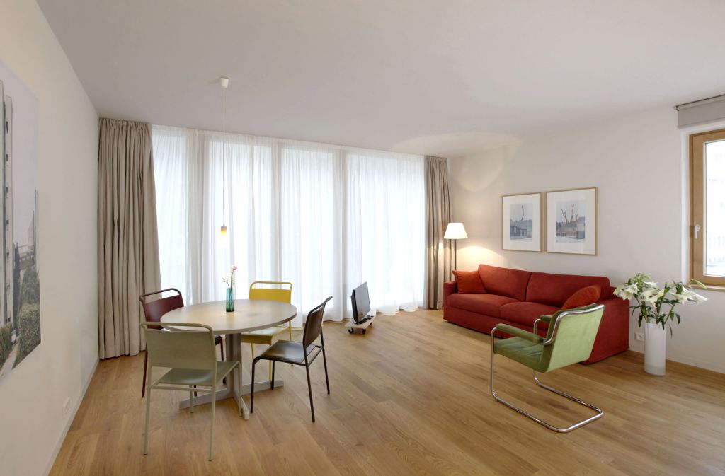 Wohnung zur Miete Wohnen auf Zeit 1.890 € 2 Zimmer 61 m²<br/>Wohnfläche 01.12.2024<br/>Verfügbarkeit Koppenstraße Friedrichshain Berlin 10243