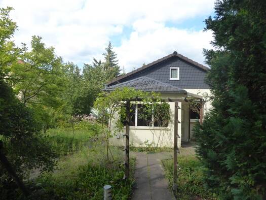 Bungalow zum Kauf 360.000 € 2 Zimmer 50 m² 915 m² Grundstück Dallgow Dallgow-Döberitz 14624