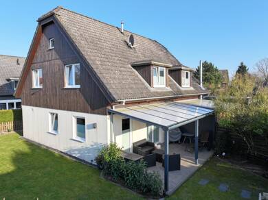 Doppelhaushälfte zum Kauf 444.000 € 5 Zimmer 100 m² 285 m² Grundstück frei ab sofort Itzstedt 23845
