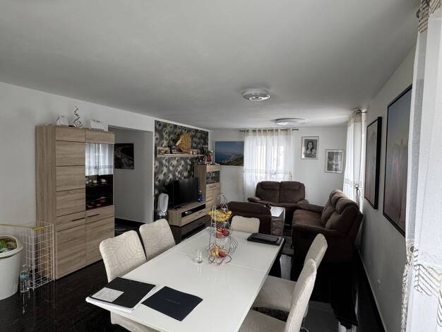 Mehrfamilienhaus zum Kauf 420.000 € 9 Zimmer 188 m² 280 m² Grundstück Schlatt Hechingen 72379