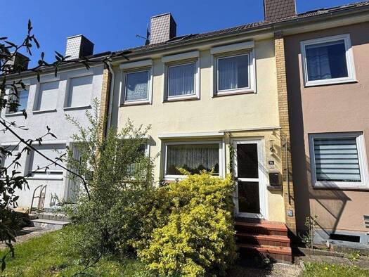 Reihenhaus zum Kauf 349.000 € 5 Zimmer 103 m² 147 m² Grundstück Harksheide Norderstedt 22844