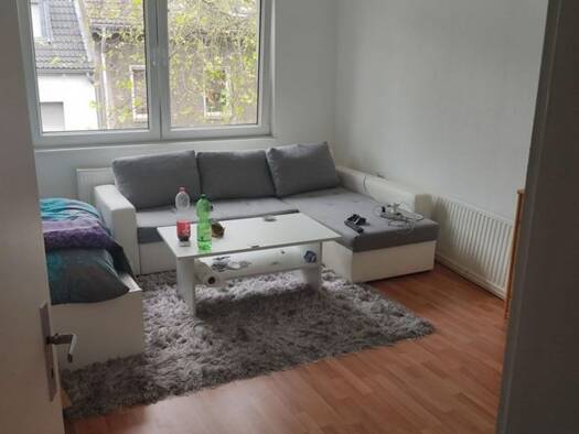 Studio zur Miete 380 € 1 Zimmer 37 m² Geschoss 2/3 frei ab 10.10.2026 Koopmannstr. 96 Obermeiderich Meiderich / Beeck 47138
