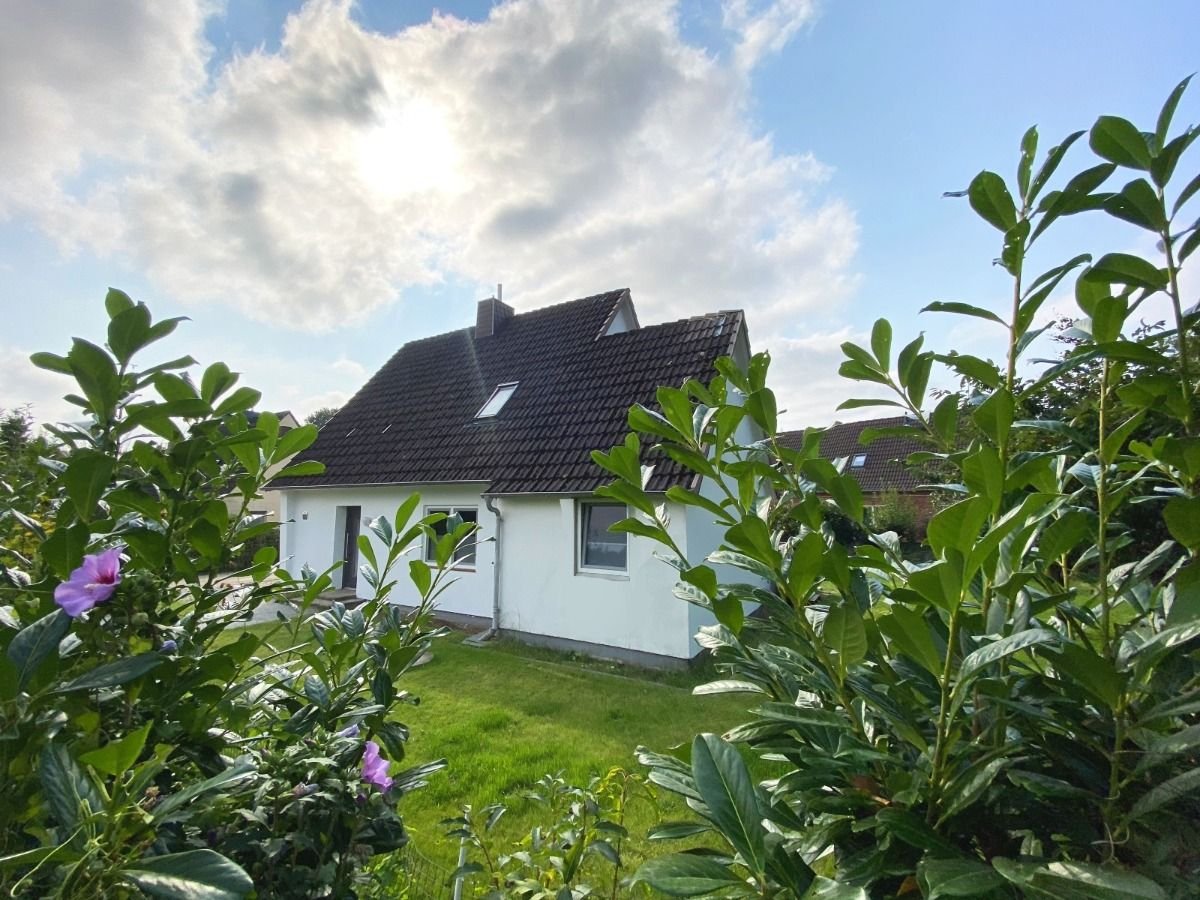 Einfamilienhaus zum Kauf 359.000 € 4,5 Zimmer 94,1 m²<br/>Wohnfläche 812 m²<br/>Grundstück Lentföhrden 24632