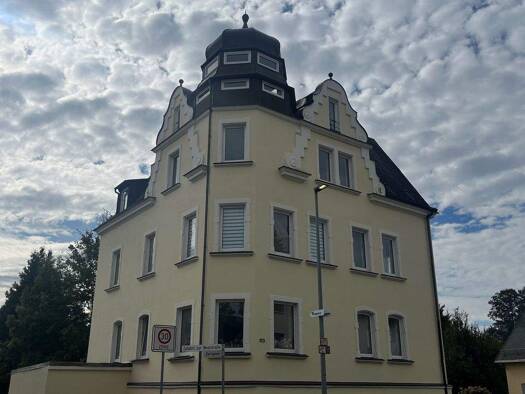 Wohnung zur Miete 240 € 2 Zimmer 41,4 m² 1. Geschoss frei ab 01.04.2026 Adorf Neukirchen/Erzgebirge 09221