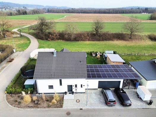 Einfamilienhaus zum Kauf 750.000 € 5 Zimmer 140 m² 855 m² Grundstück frei ab 01.08.2026 Altenburg Jestetten / Altenburg 79798