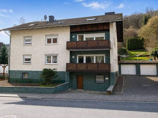 Mehrfamilienhaus zum Kauf 359.000 € 12 Zimmer 345,2 m² 1.795,3 m² Grundstück Lohrhaupten Flörsbachtal 63639