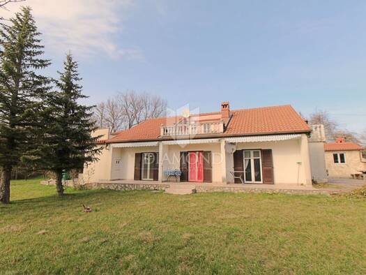 Haus zum Kauf 410.000 € 8 Zimmer 300 m² 1.638 m² Grundstück Labin 52220
