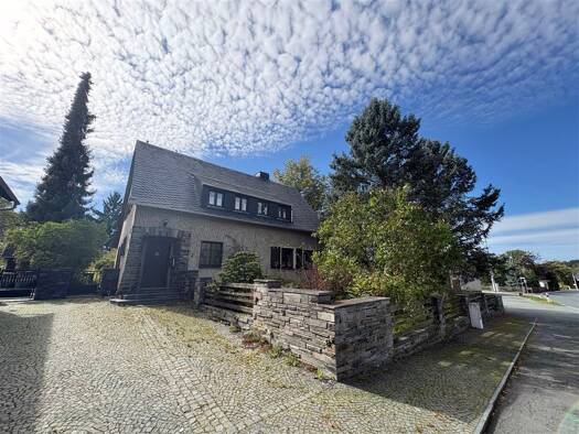 Einfamilienhaus zum Kauf 180.000 € 7 Zimmer 172 m² 1.707 m² Grundstück frei ab 01.10.2026 Tirpersdorf Tirpersdorf 08606