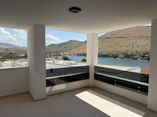 Wohnung zum Kauf 409.000 € 3 Zimmer 119 m² 2. Geschoss Grebastica, Sibenik - Okolica Šibenik