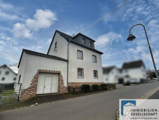 Einfamilienhaus zum Kauf 175.000 € 7 Zimmer 159 m² 643 m² Grundstück Urbach 56317