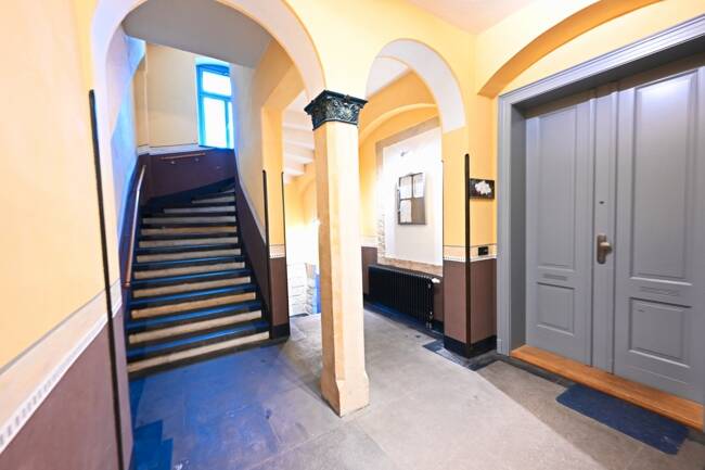 Property thumbnail 9