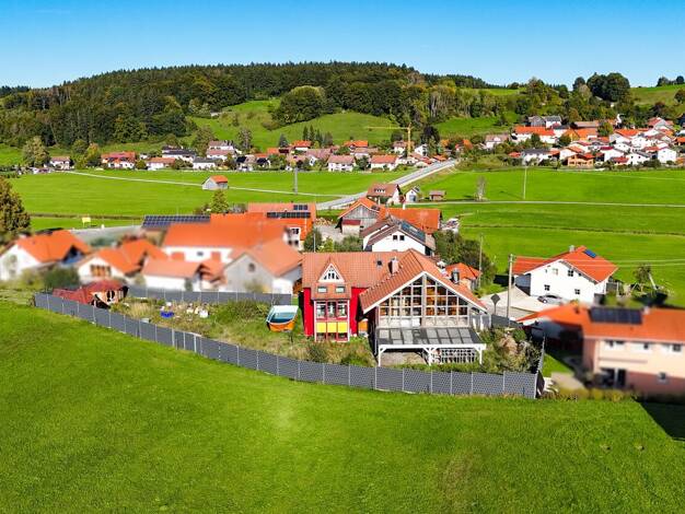 Doppelhaushälfte zum Kauf 699.000 € 10 Zimmer 264 m² 1.519 m² Grundstück Oberzell Osterzell / Oberzell 87662