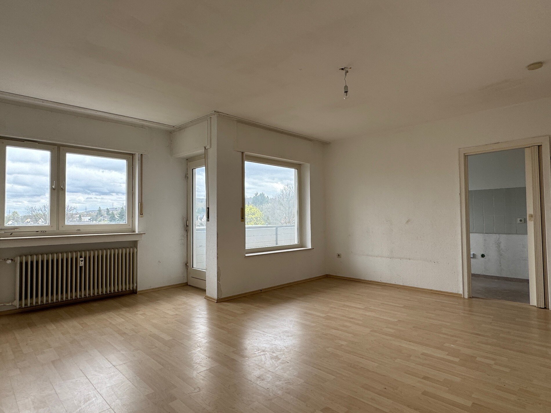 Wohnung zum Kauf 93.000 € 2 Zimmer 58 m²<br/>Wohnfläche 2.<br/>Geschoss Oelkerstraße 12 Hillegossen Bielefeld / Hillegossen 33699