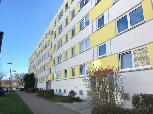 Wohnung zur Miete 490 € 5 Zimmer 79,3 m² 4. Geschoss frei ab 01.10.2026 Komarowstr. 17 Mueßer Holz Schwerin 19063