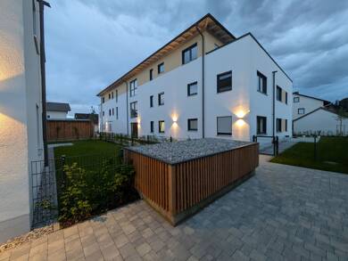 Penthouse zum Kauf - Erstbezug provisionsfrei 437.500 € 3 Zimmer 97,6 m² Dachgeschoss, 2. Geschoss Kardinal-Faulhaber-Str. 1a Tittmoning Tittmoning 84529