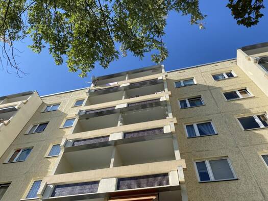 Wohnung zur Miete 207 € 3 Zimmer 56 m² 4. Geschoss Alte Heerstraße 239 Silberhöhe Süd 06132